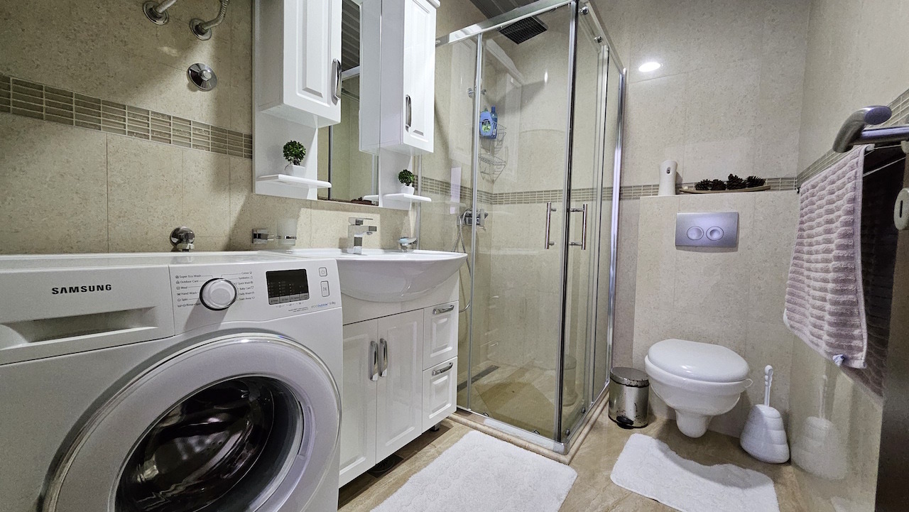 Квартира в Тивате, Черногория, 90 м² - фото 5