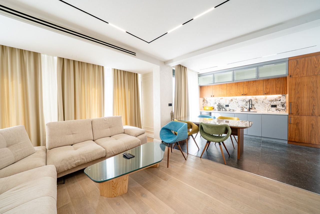 Квартира в Тивате, Черногория, 163 м² - фото 12