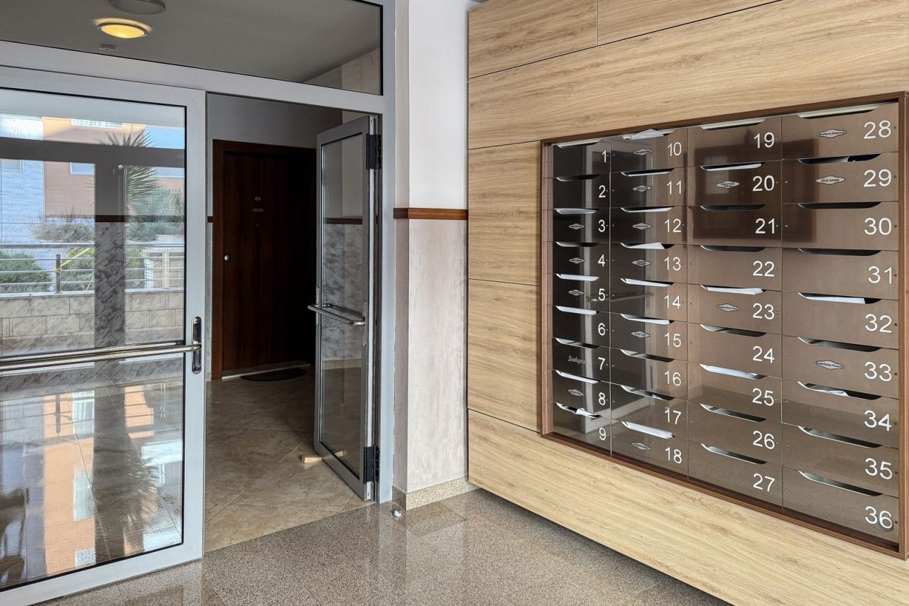 Квартира в Бечичи, Черногория, 53 м² - фото 13