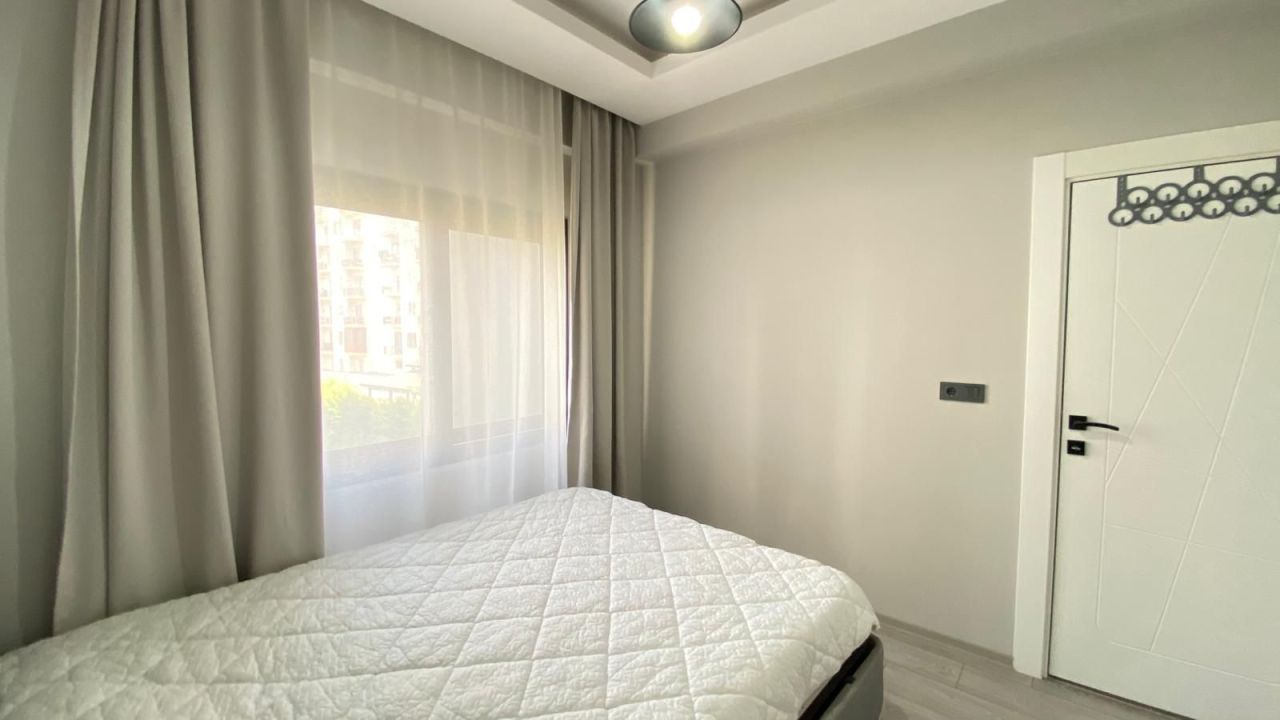 Квартира в Мерсине, Турция, 50 м² - фото 15