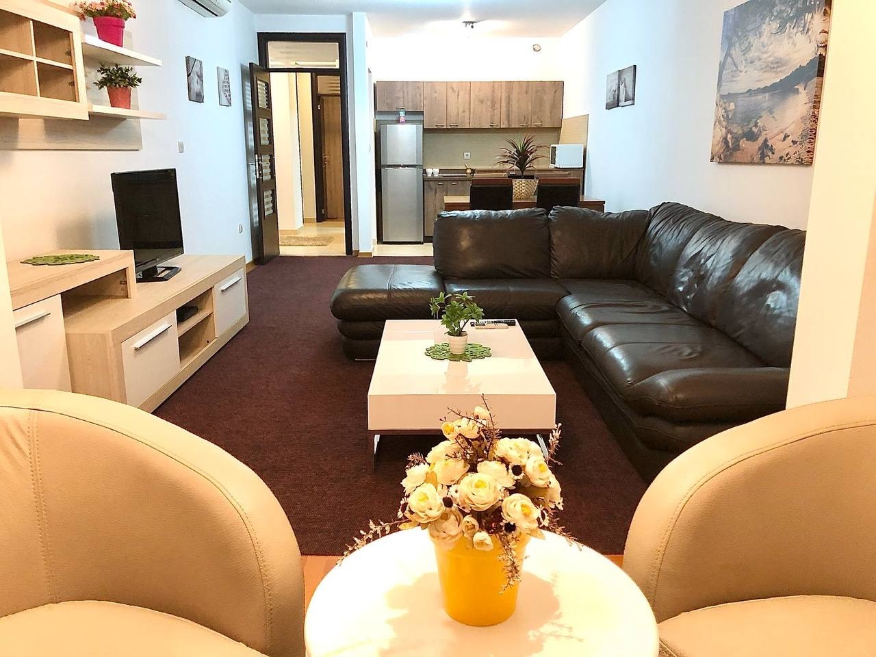 Квартира в Бечичи, Черногория, 83 м² - фото 1