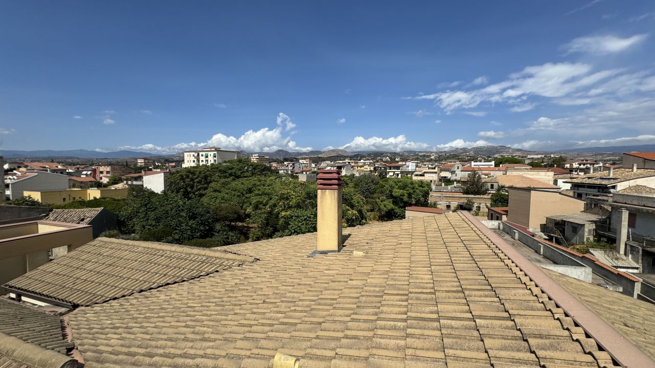 Квартира в Реджо-ди-Калабрии, Италия, 120 м² - фото 3