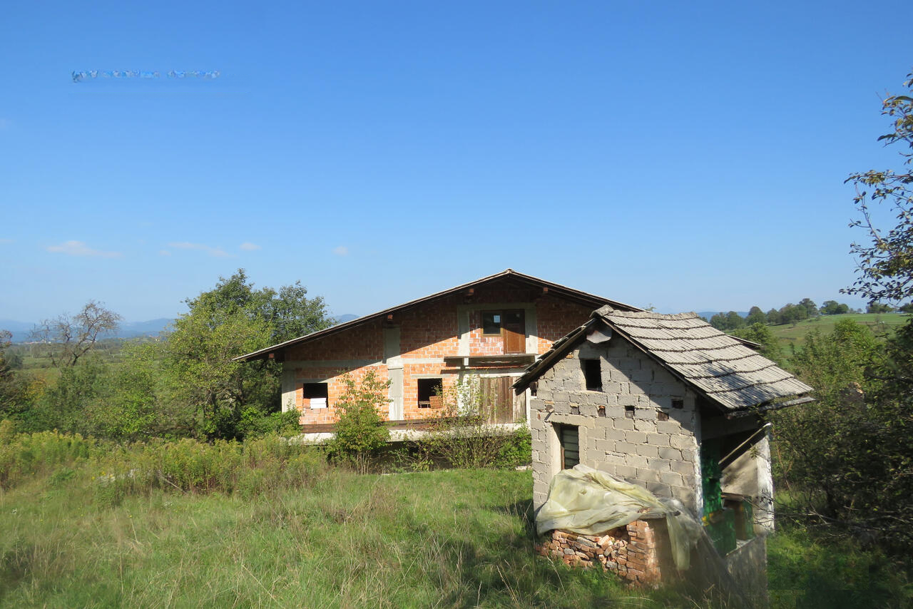 Ферма в Любляне, Словения, 53 820 м² - фото 1