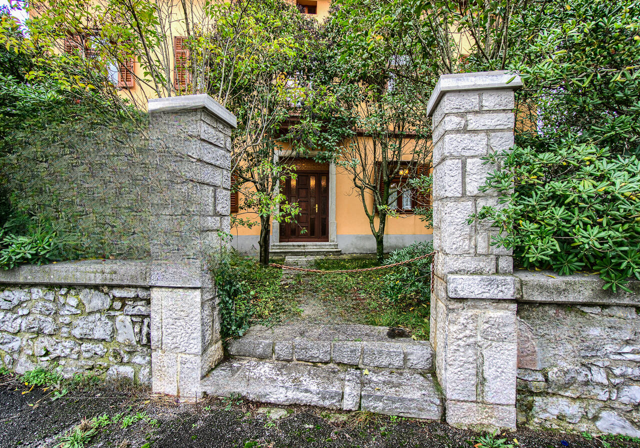 Ферма в Сежане, Словения, 3 327 м² - фото 10