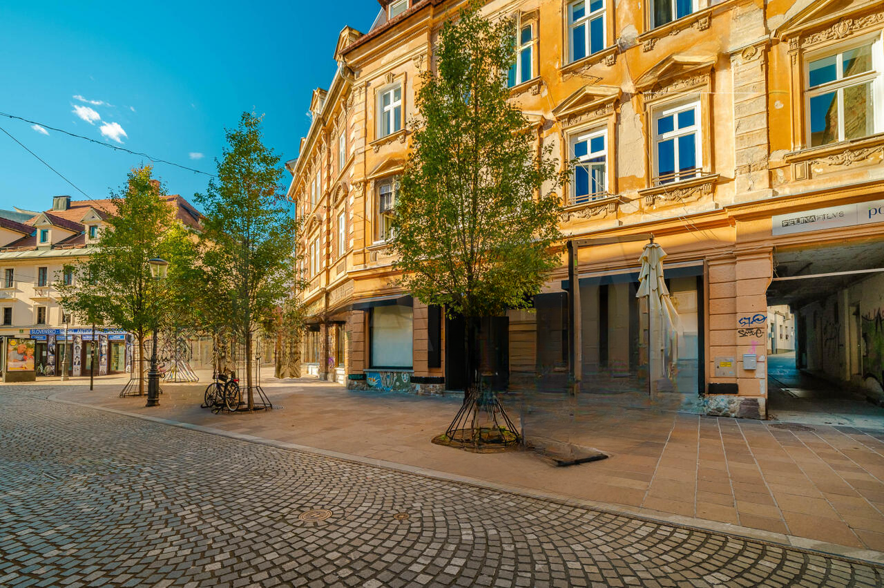 Офис в Любляне, Словения, 383 м² - фото 14