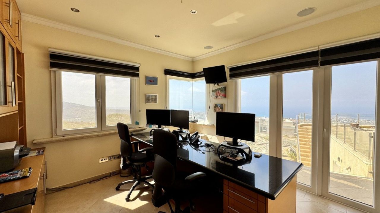 Вилла в Пафосе, Кипр, 345 м² - фото 17