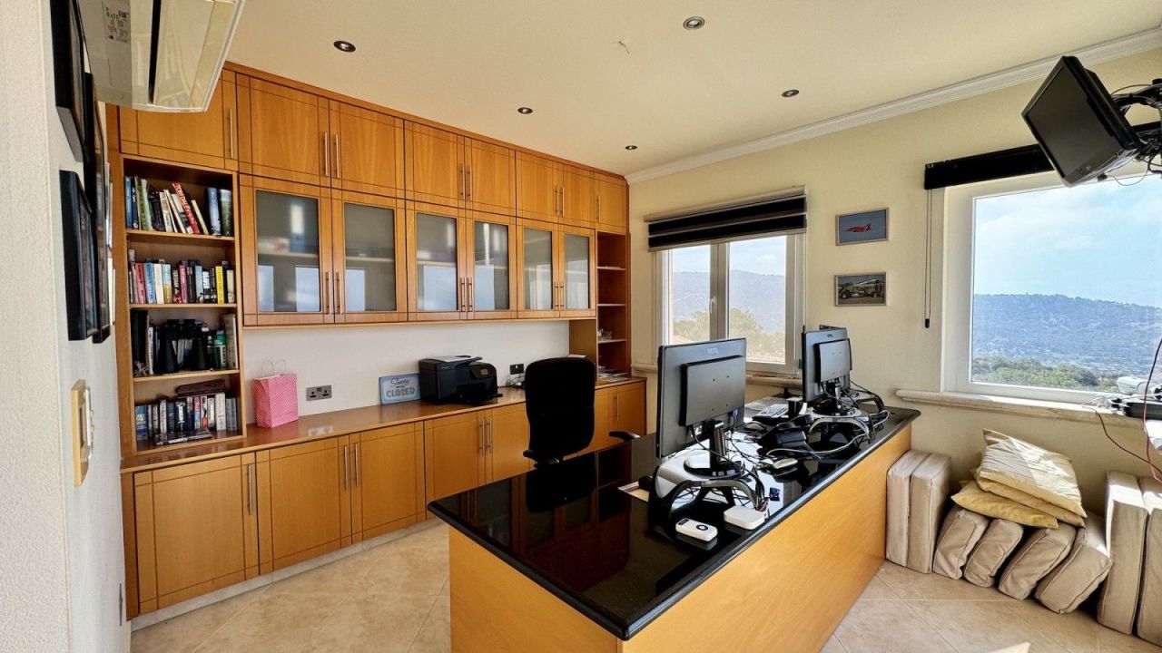 Вилла в Пафосе, Кипр, 345 м² - фото 18