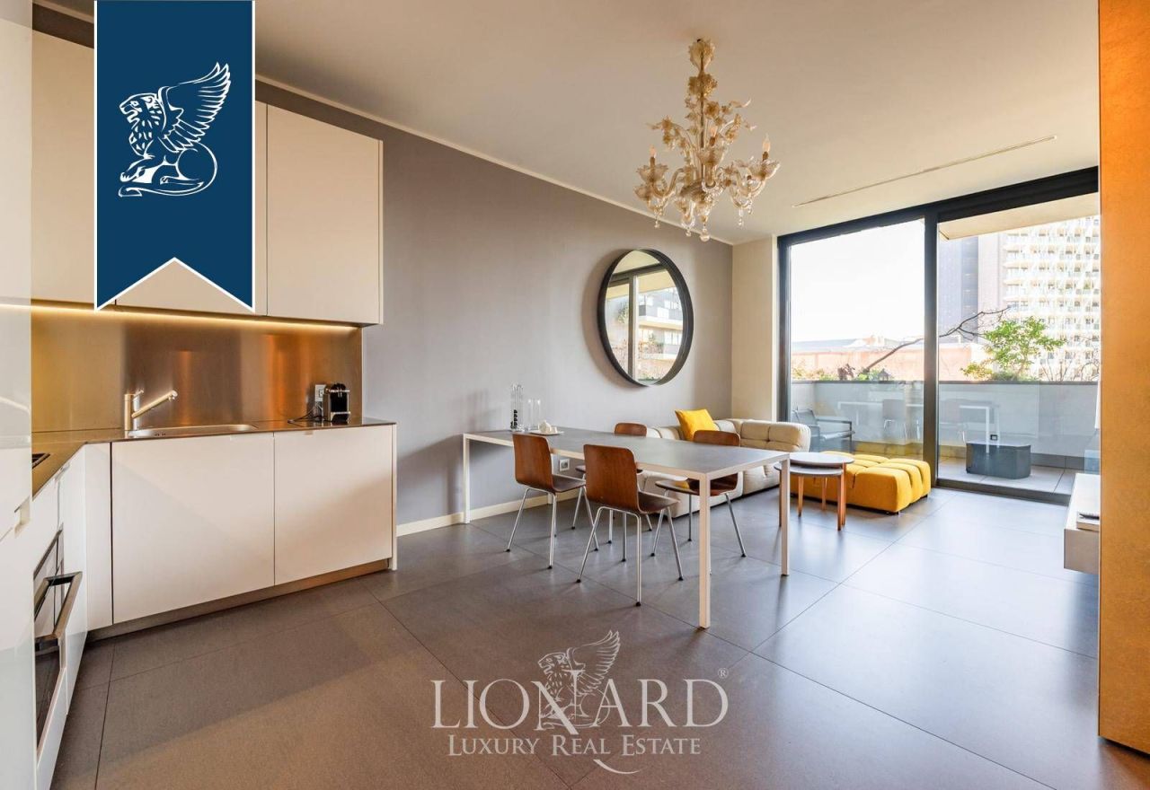 Апартаменты в Милане, Италия, 82 м² - фото 1