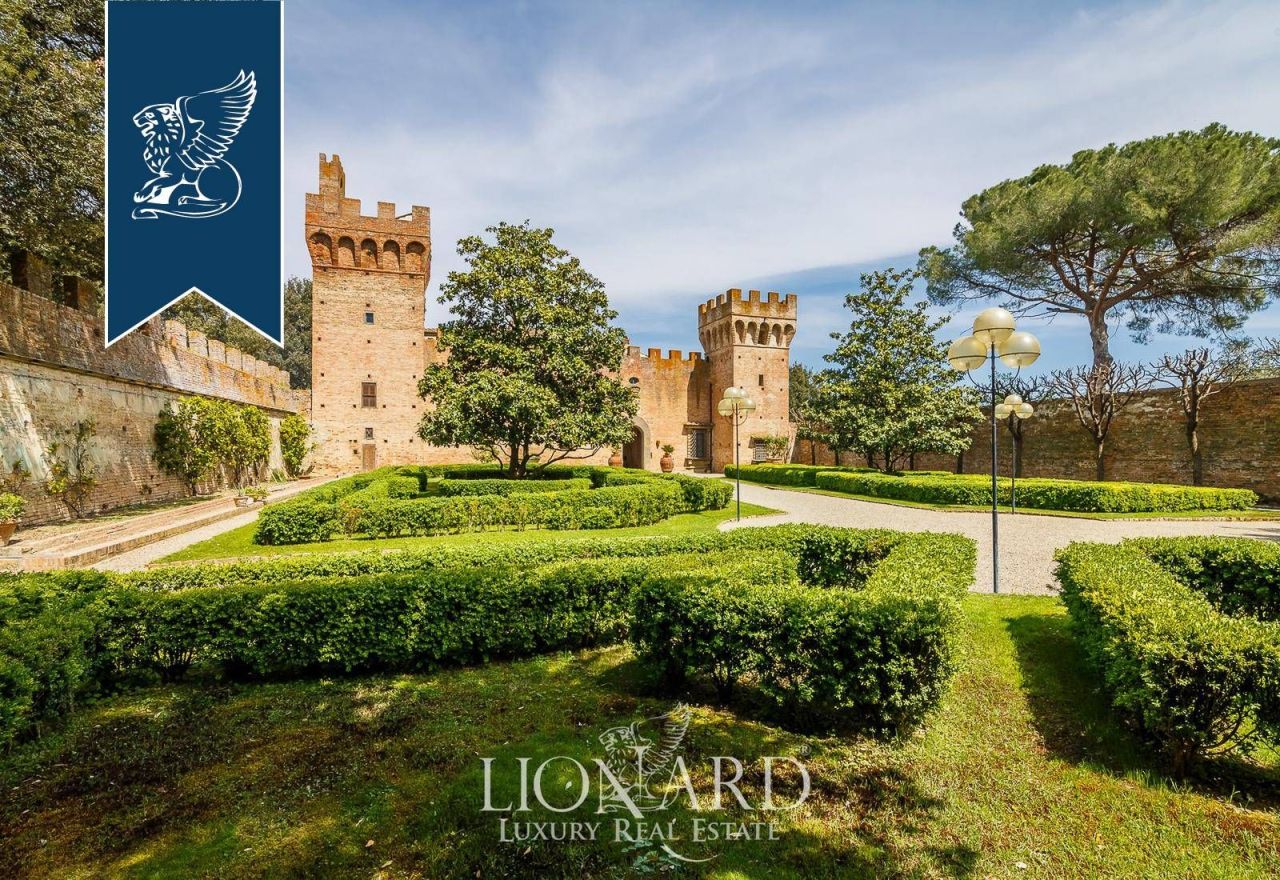 Замок в Монтеспертоли, Италия, 35 000 м² - фото 3