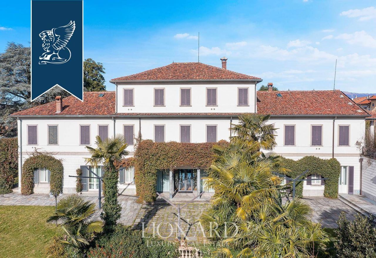 Вилла в Комо, Италия, 2 300 м² - фото 3
