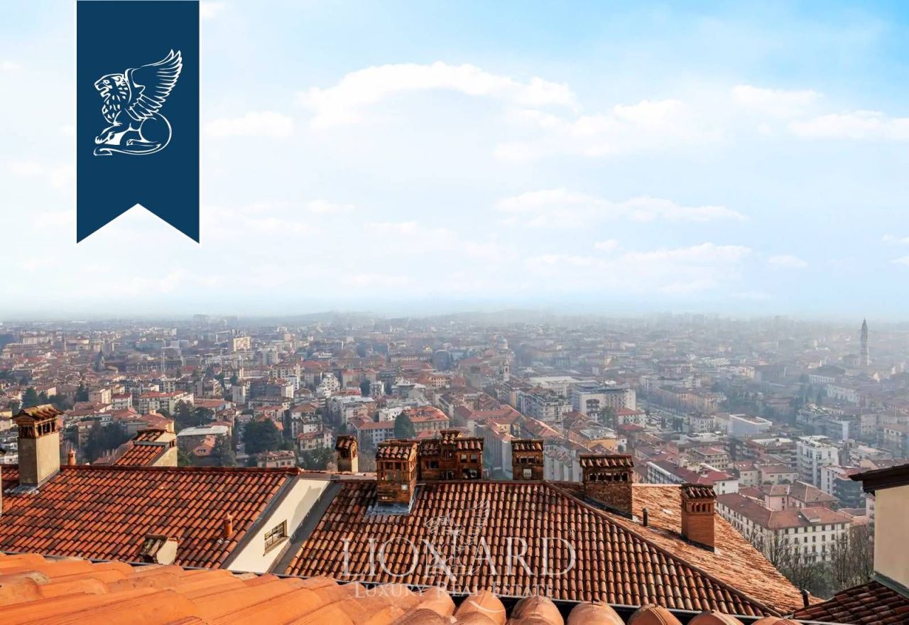 Апартаменты в Бергамо, Италия, 380 м² - фото 6