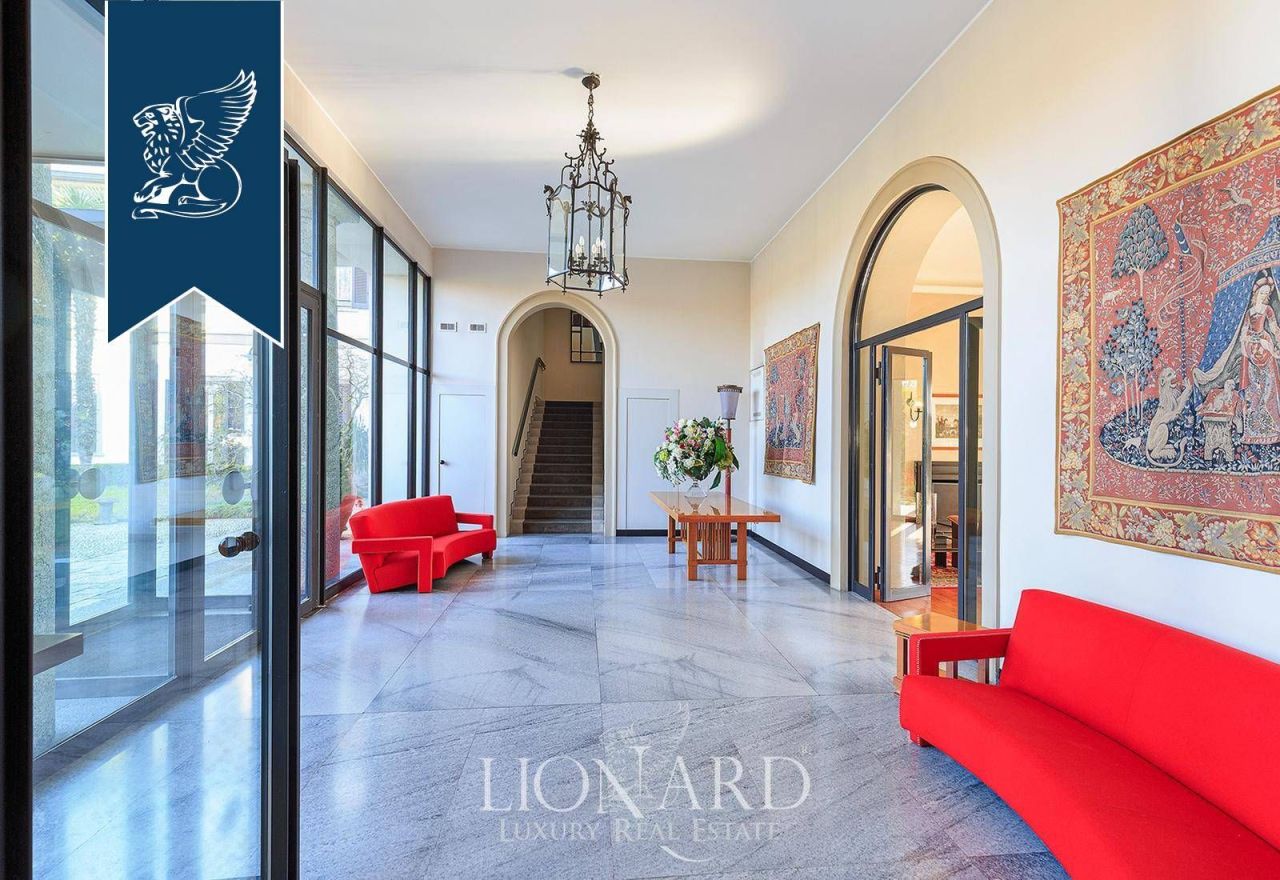Вилла в Комо, Италия, 2 300 м² - фото 8