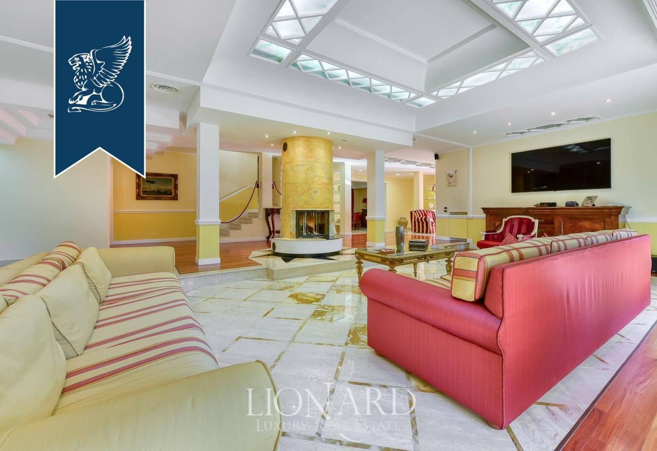 Вилла в Риме, Италия, 682 м² - фото 10