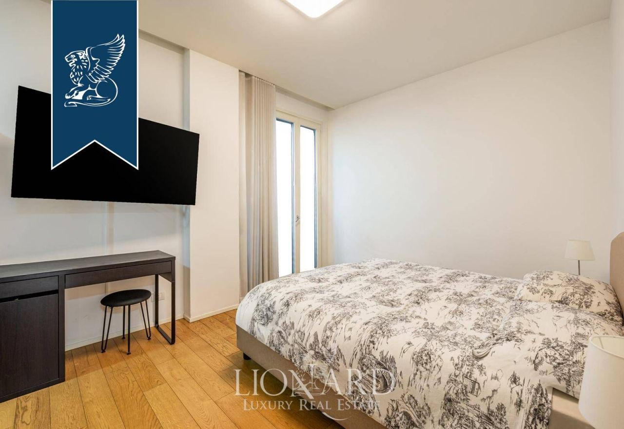 Апартаменты в Милане, Италия, 100 м² - фото 13