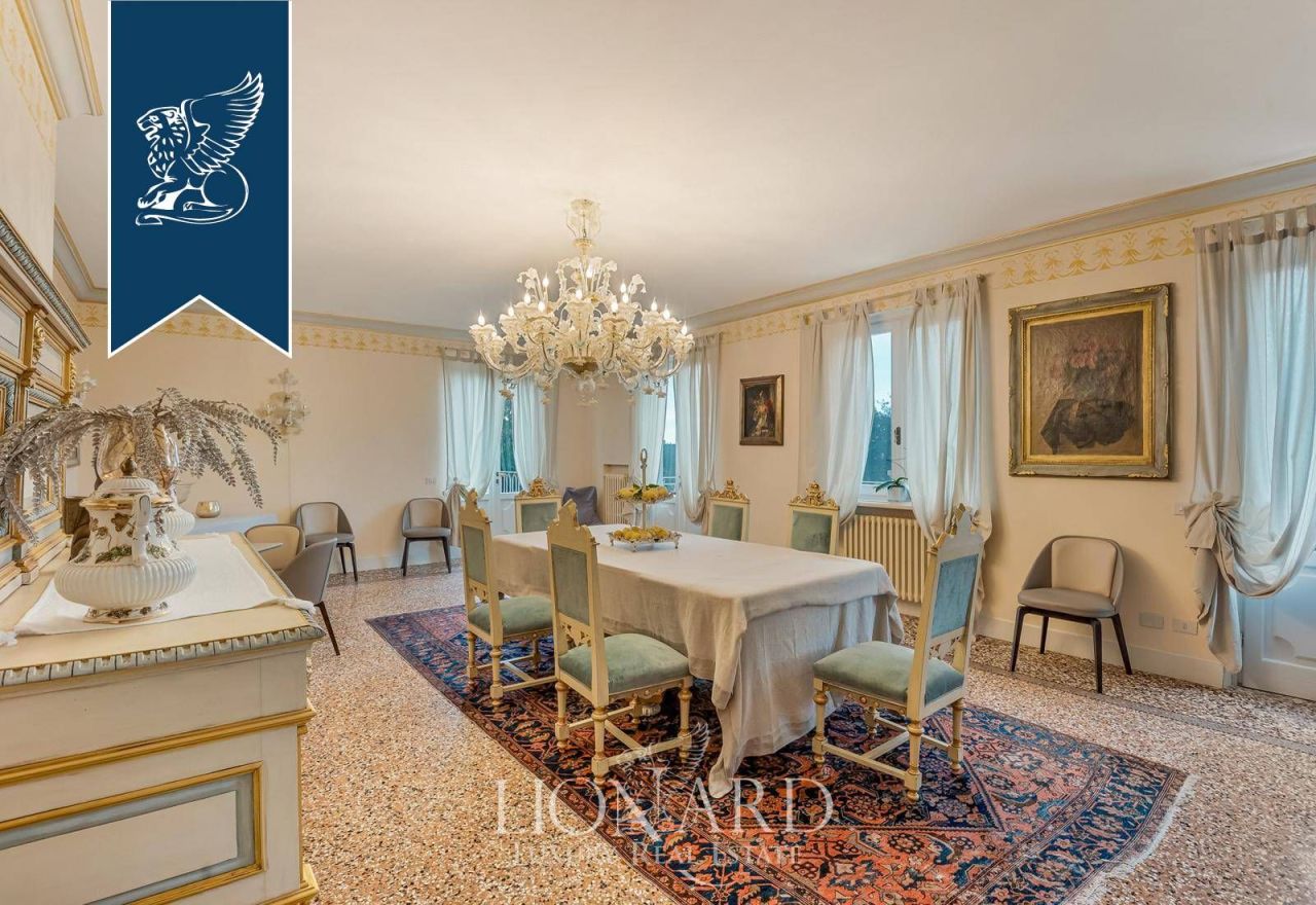 Вилла в Массе, Италия, 900 м² - фото 15