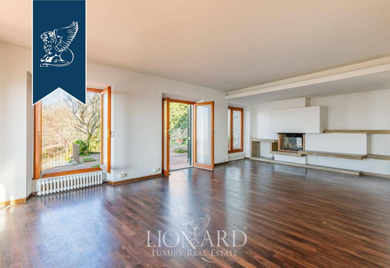 Вилла во Флоренции, Италия, 900 м² - фото 16