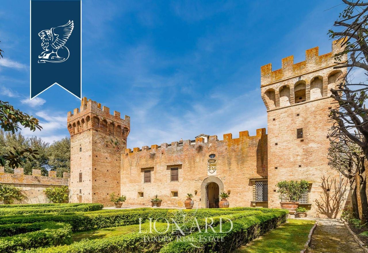 Замок в Монтеспертоли, Италия, 35 000 м² - фото 18