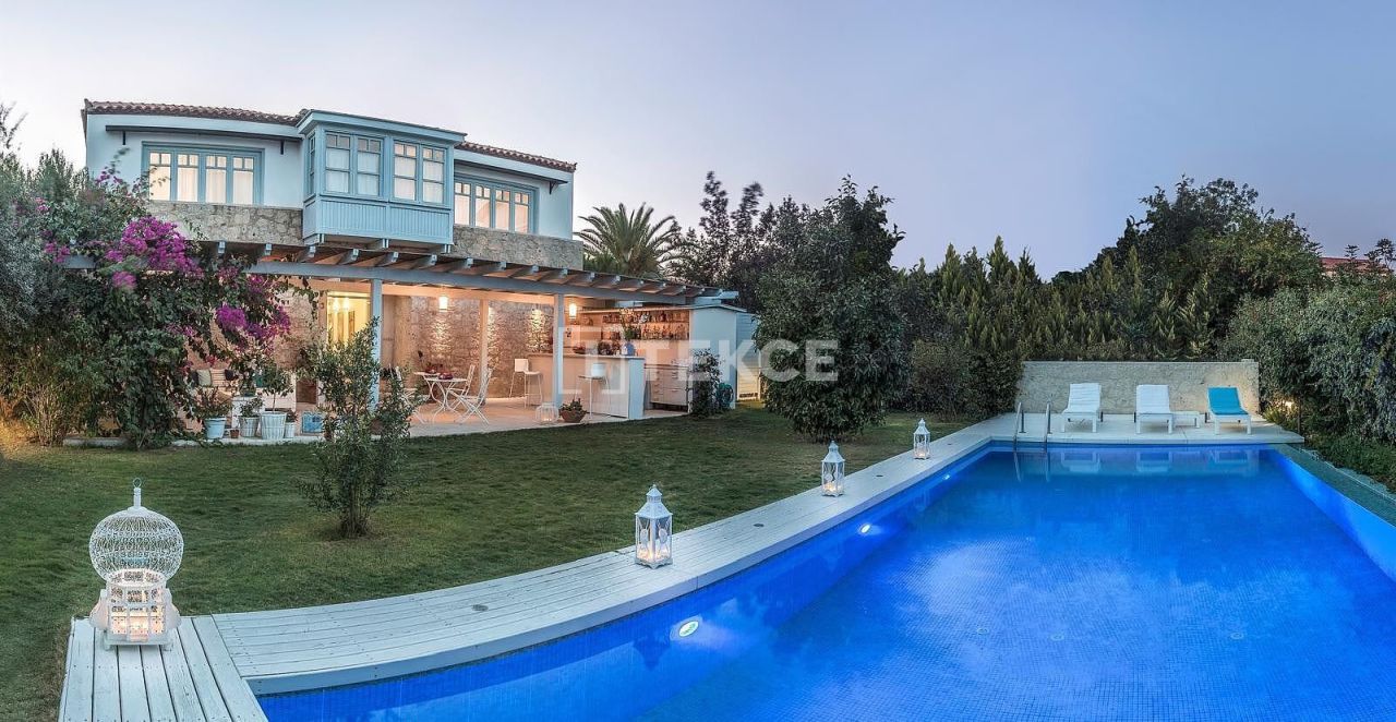 Отель, гостиница в Чешме, Турция, 250 м² - фото 2