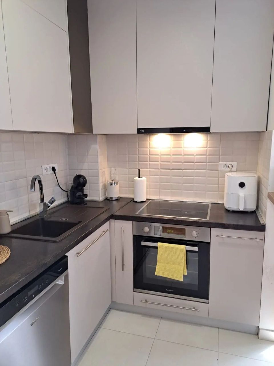 Квартира в Будве, Черногория, 90 м² - фото 1