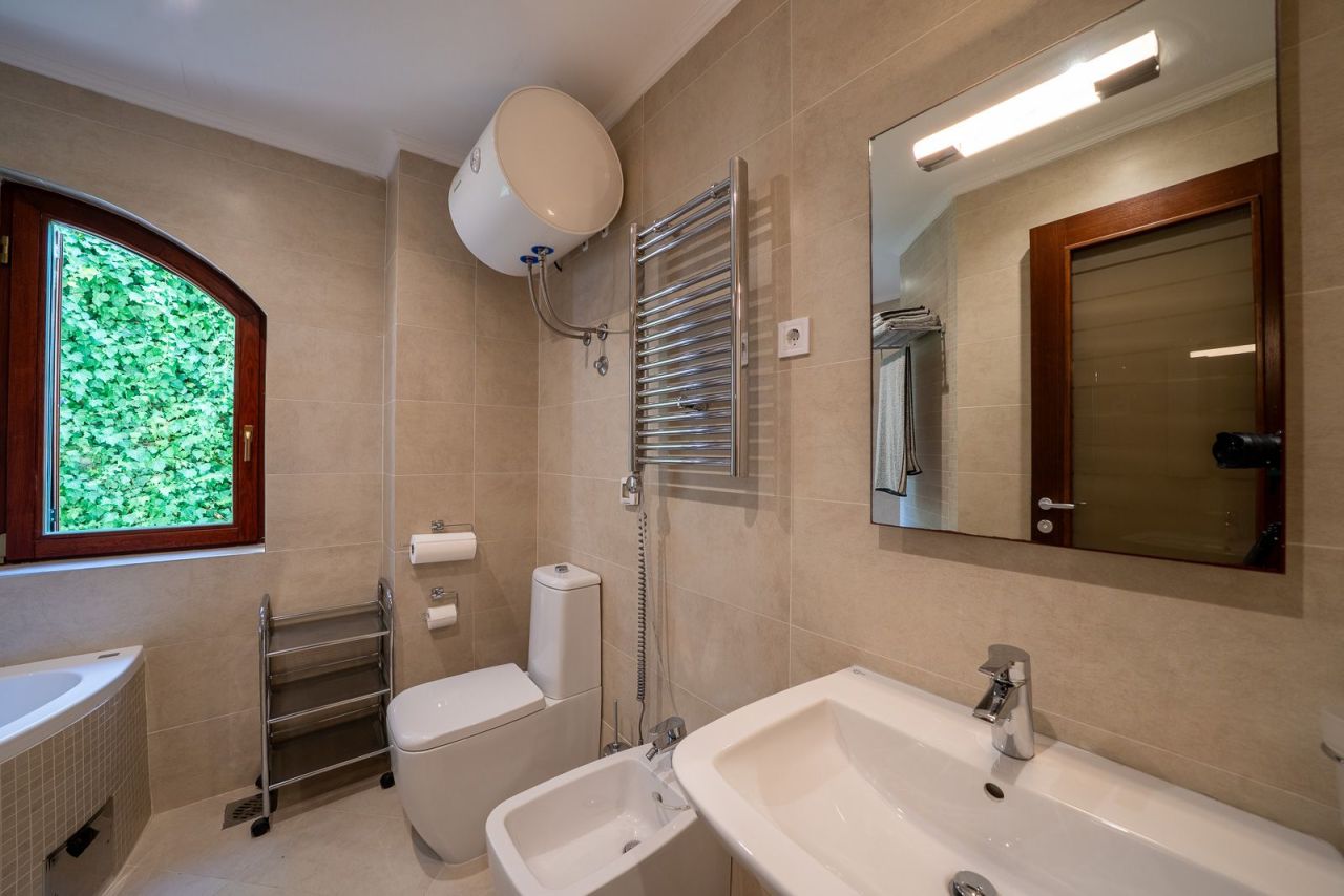 Квартира в Петроваце, Черногория, 86 м² - фото 2