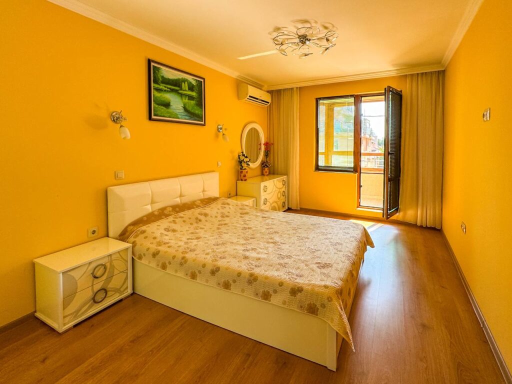 Квартира в Бургасе, Болгария, 94 м² - фото 5