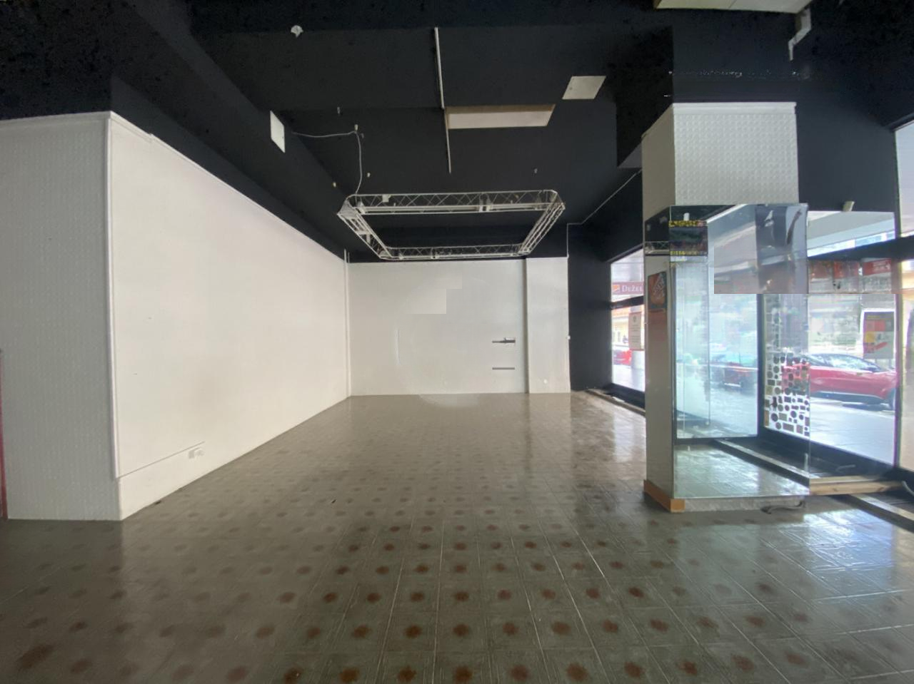 Офис в Любляне, Словения, 140 м² - фото 1