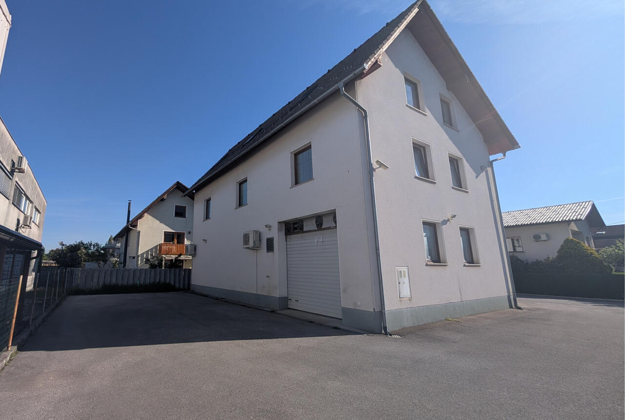 Офис в Любляне, Словения, 400 м² - фото 2