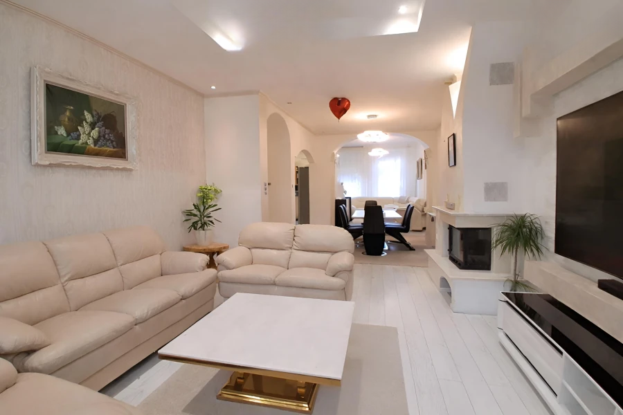 Квартира в Люксембурге, Люксембург, 245 м² - фото 3