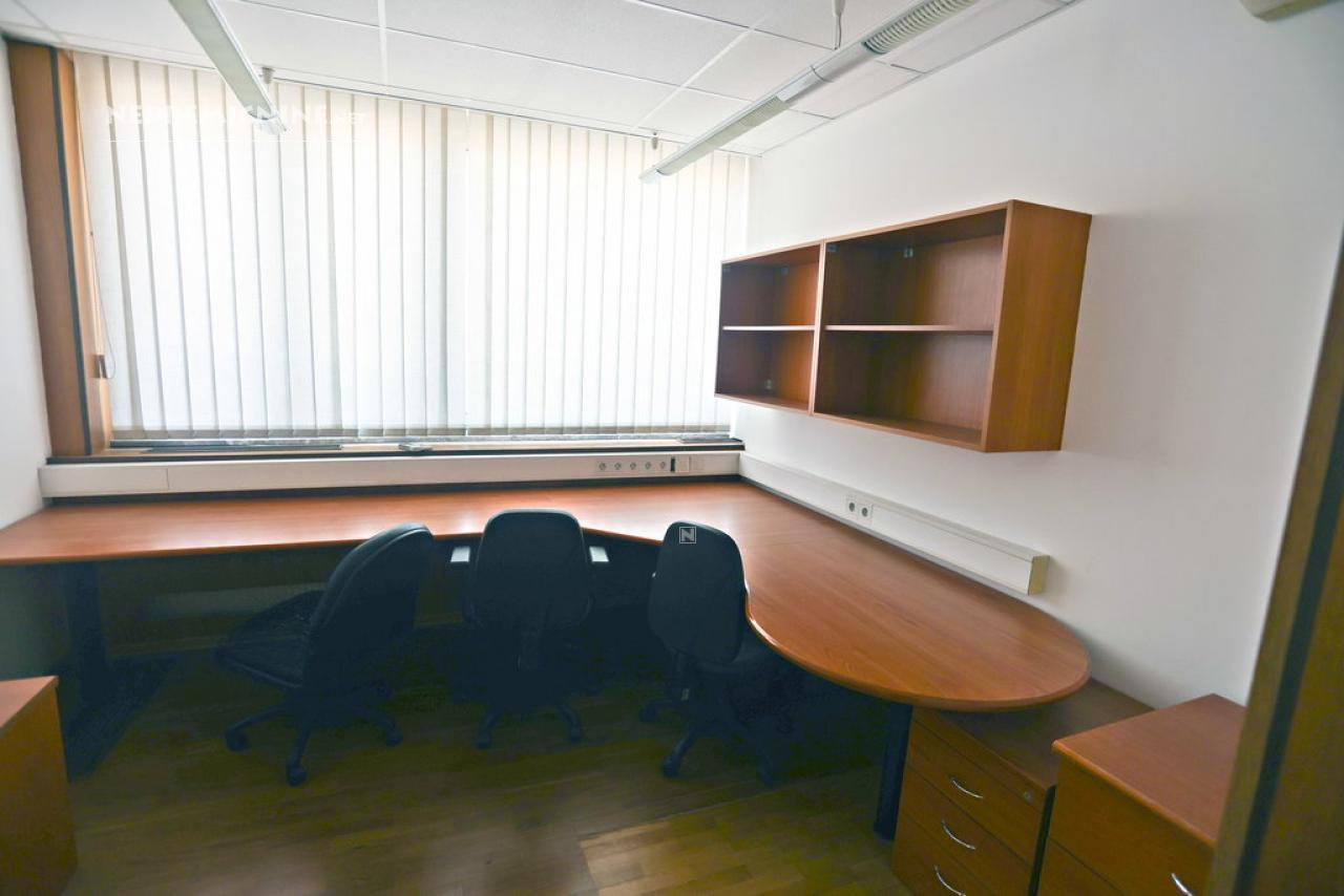 Офис в Любляне, Словения, 661 м² - фото 4