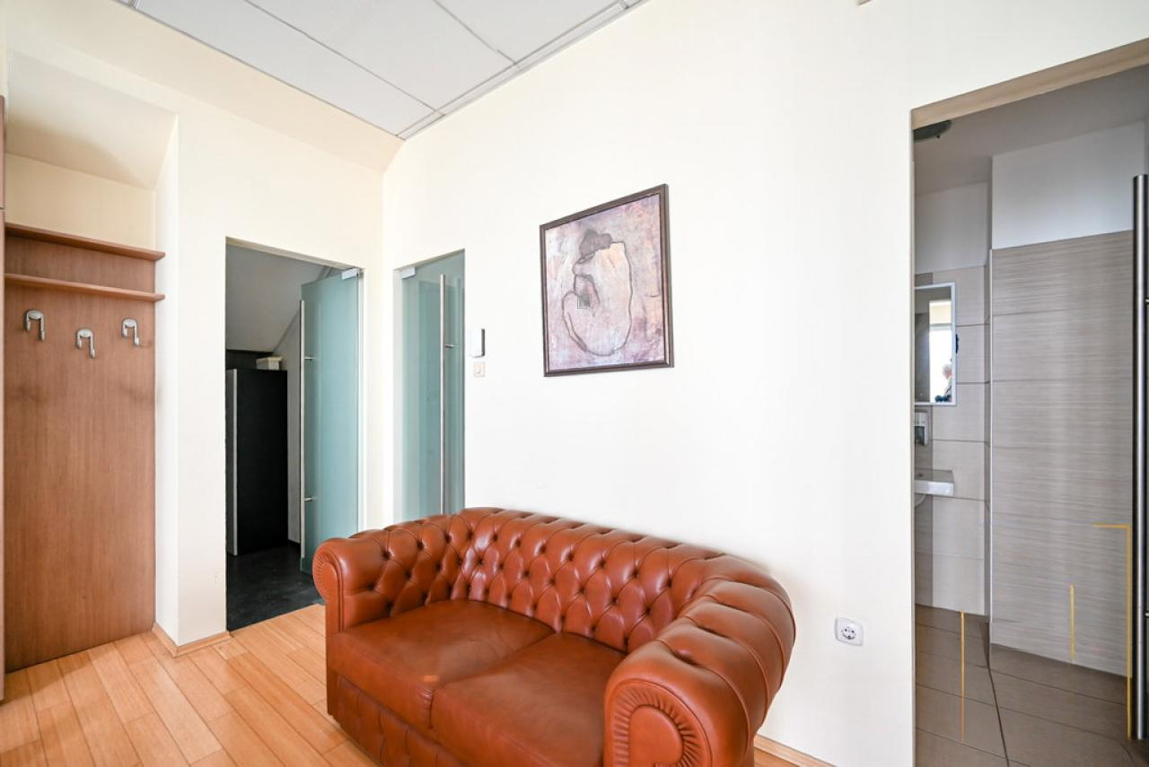 Офис в Любляне, Словения, 59 м² - фото 4