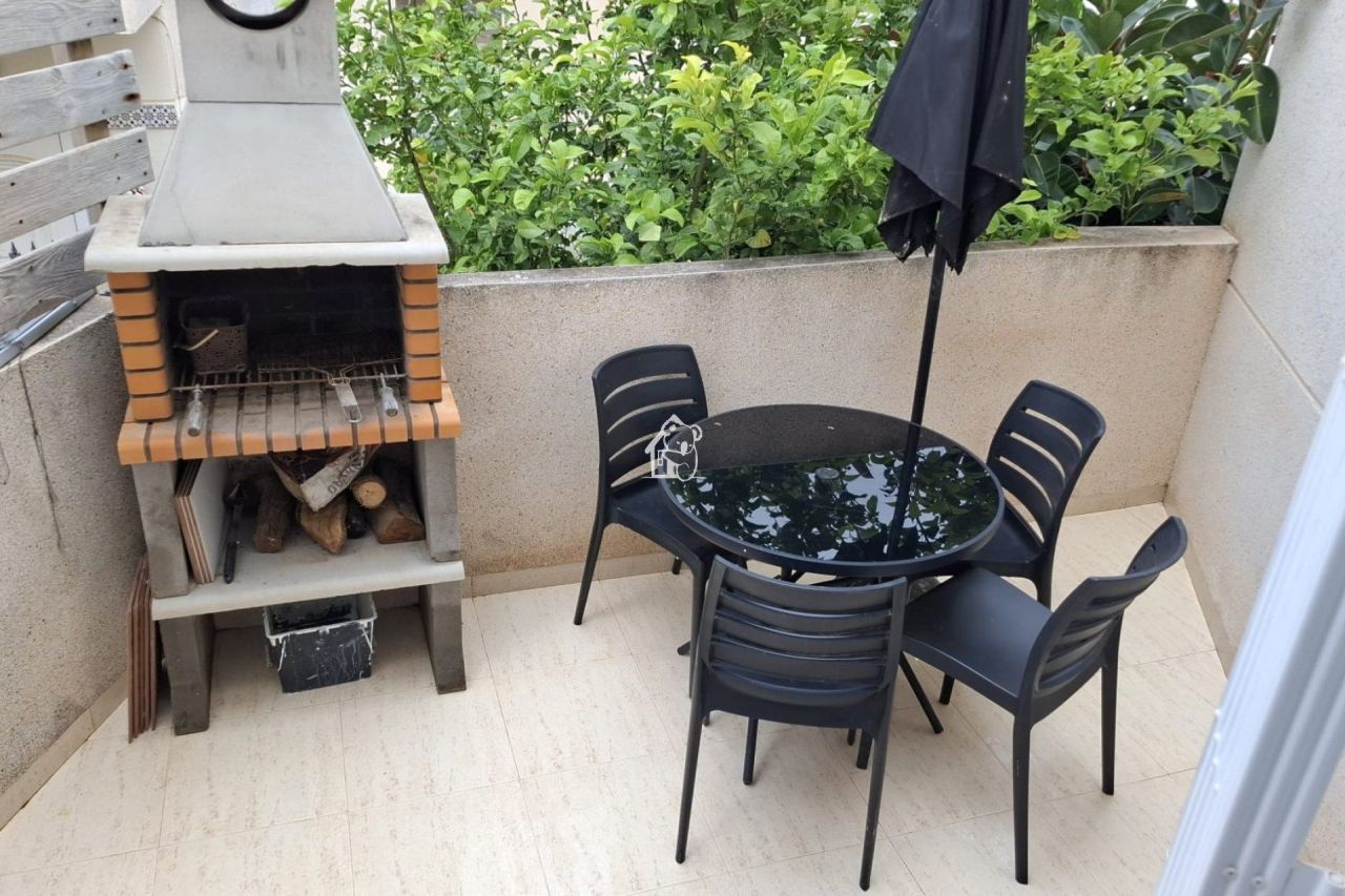 Студия в Сан-Мигель де Салинас, Испания, 45 м² - фото 1