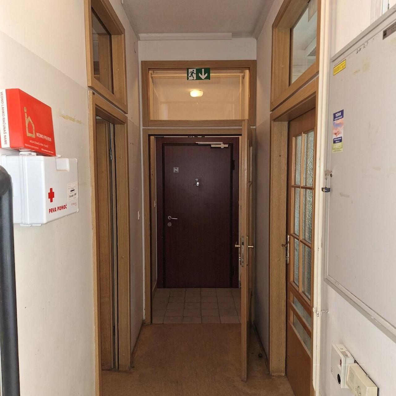 Офис в Любляне, Словения, 143 м² - фото 5