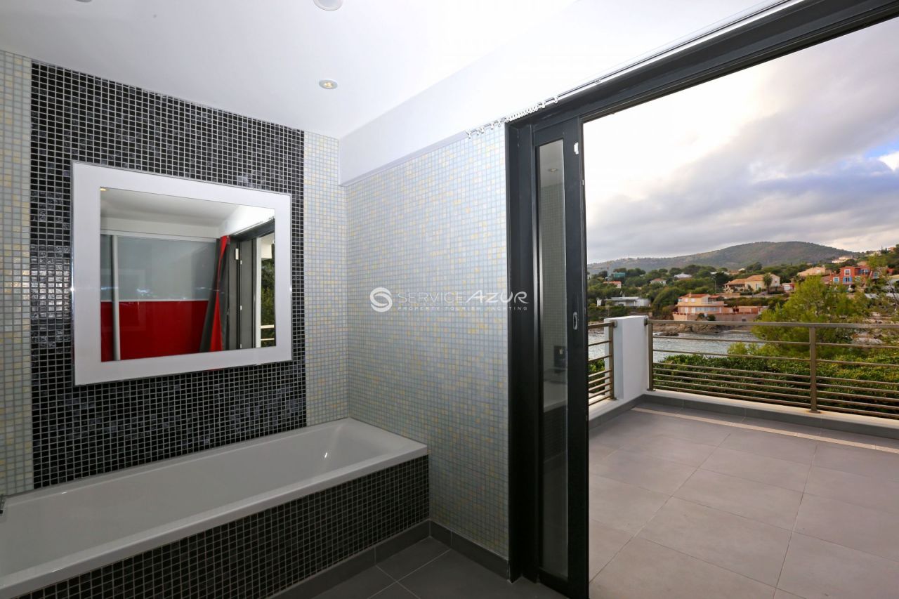 Вилла в Сен-Рафаэле, Франция, 200 м² - фото 6