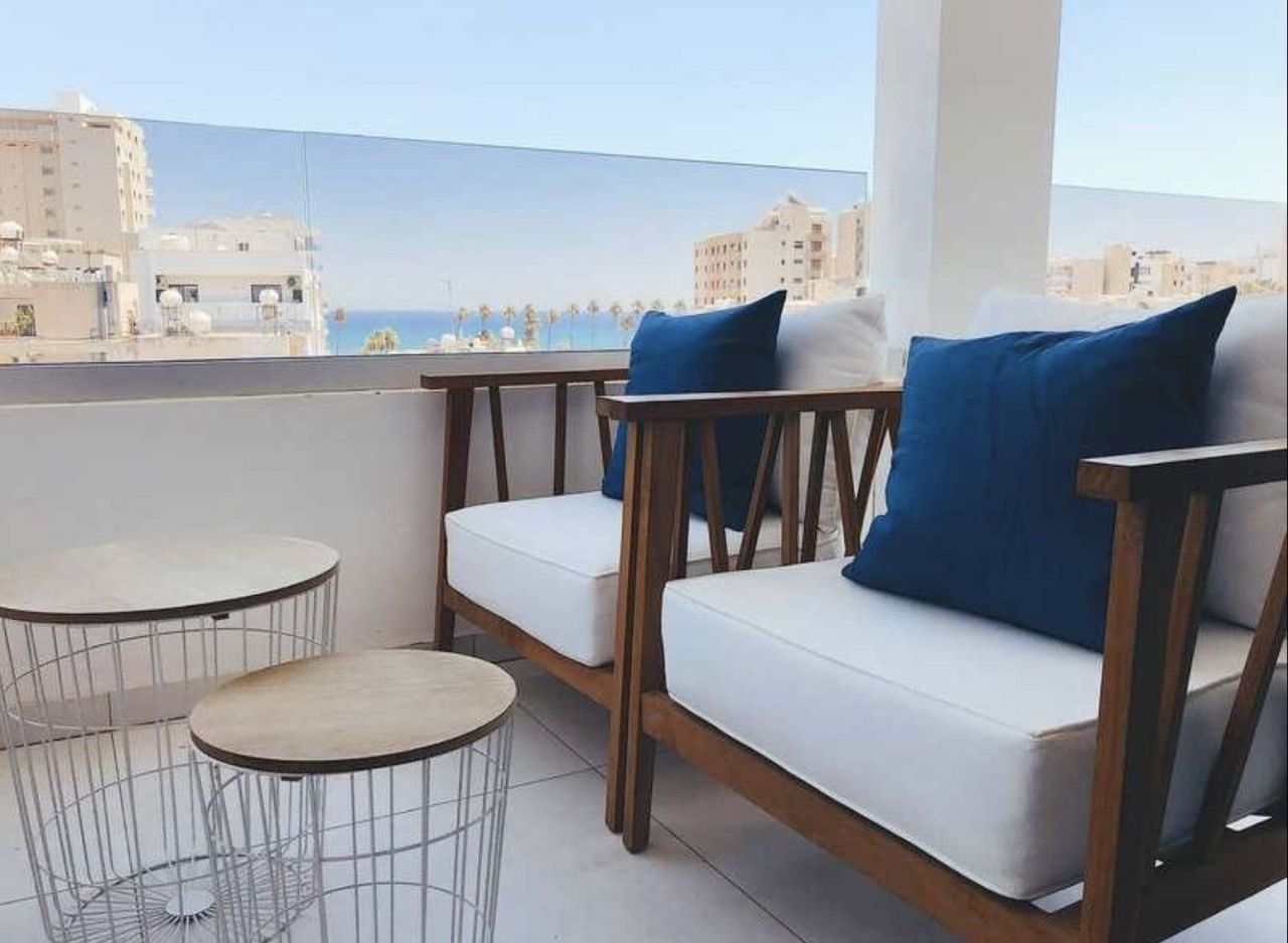 Апартаменты в Ларнаке, Кипр, 90 м² - фото 1