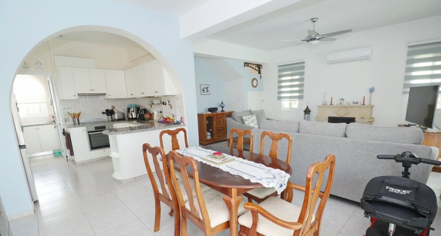 Вилла в Пафосе, Кипр, 140 м² - фото 8