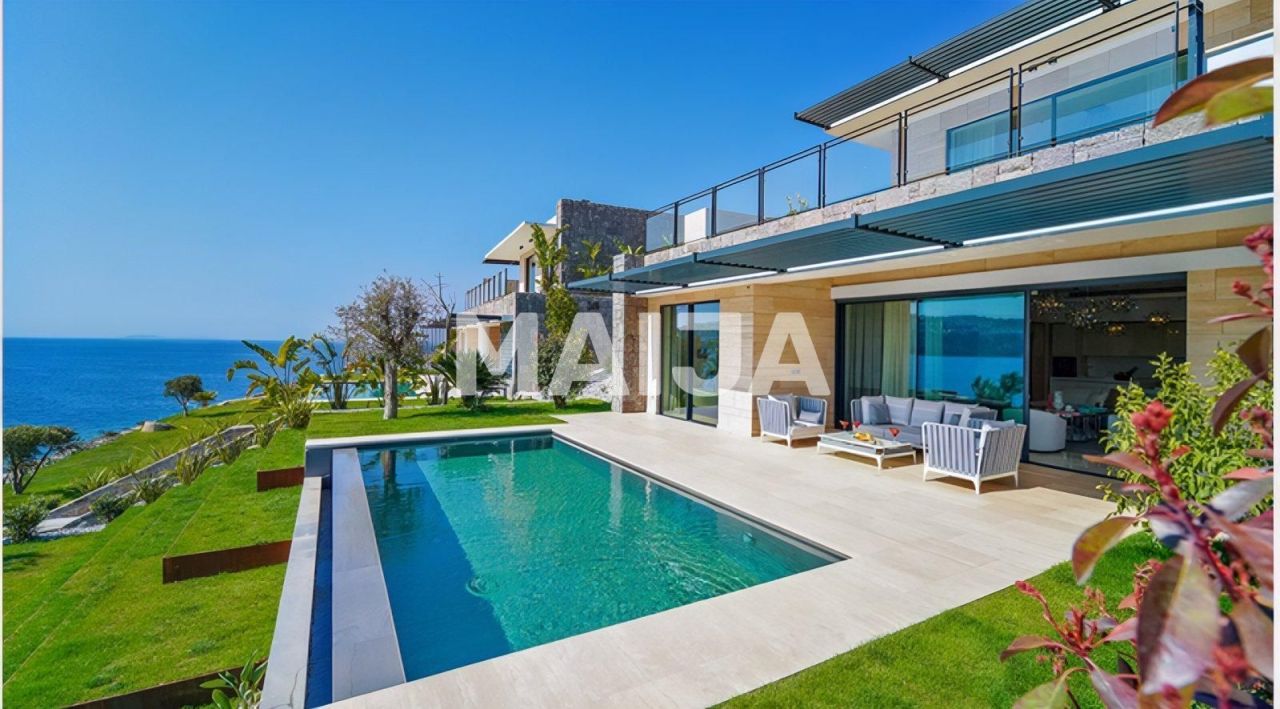 Вилла в Бодруме, Турция, 320 м² - фото 1