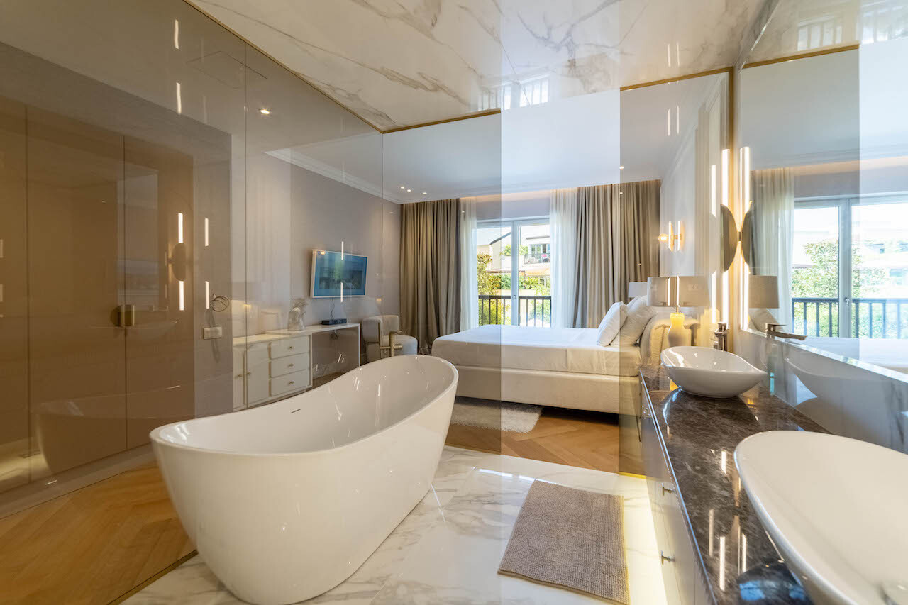 Квартира в Тивате, Черногория, 201 м² - фото 16