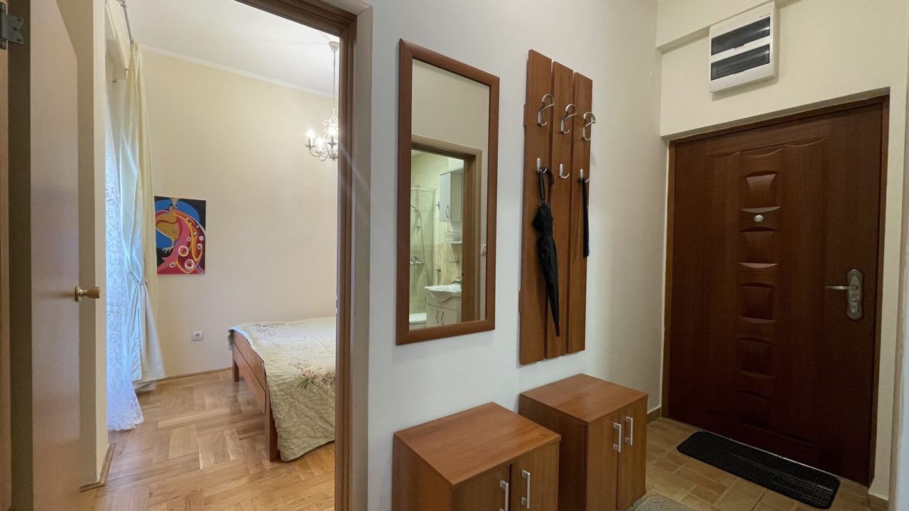 Квартира в Будве, Черногория, 78 м² - фото 10