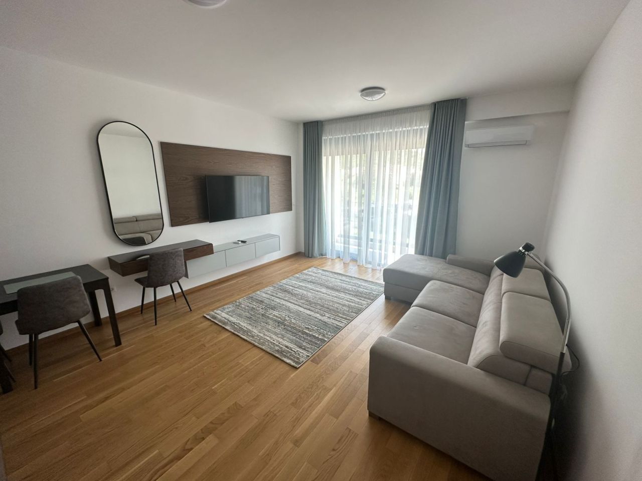 Студия в Тивате, Черногория, 42 м² - фото 1