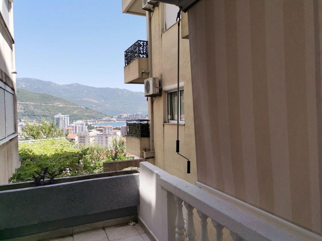 Квартира в Будве, Черногория, 28 м² - фото 10