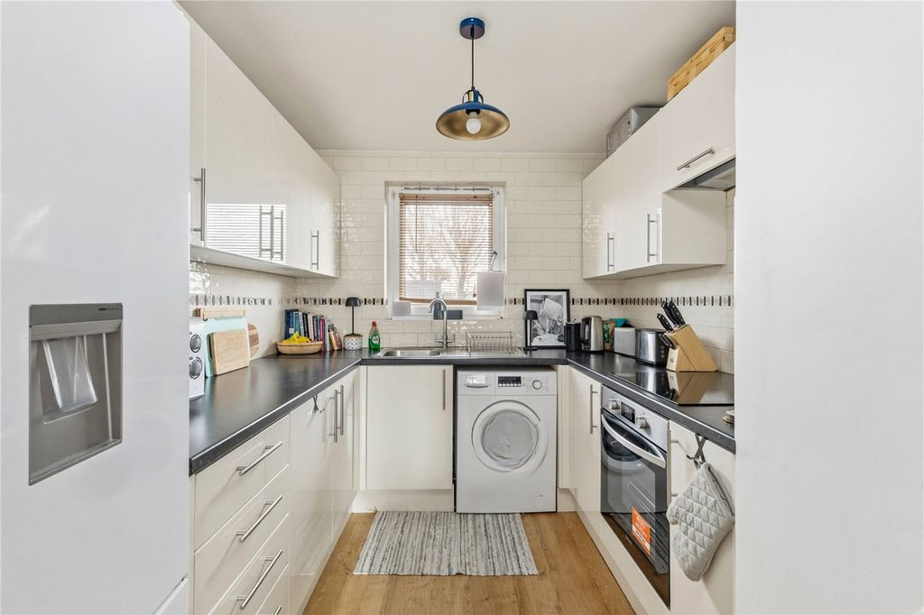 Квартира в Лондоне, Великобритания, 49 м² - фото 1