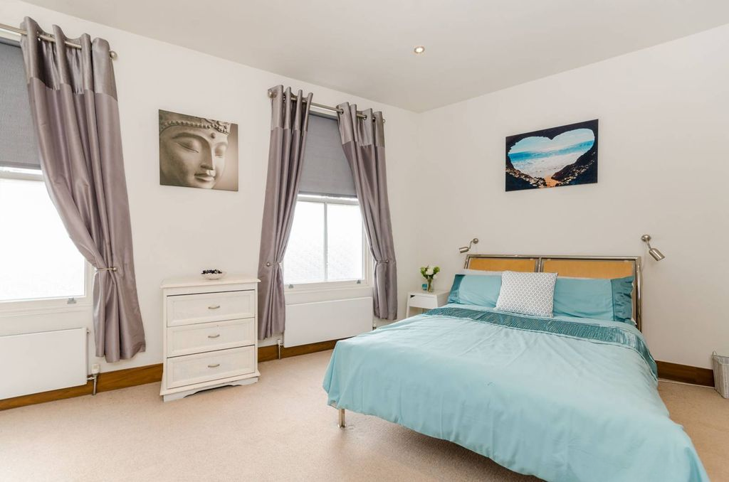 Квартира в Лондоне, Великобритания, 42 м² - фото 1