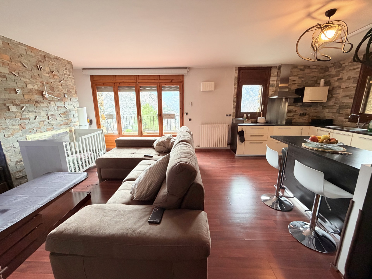 Квартира в Сан-Жулиа-де-Лории, Андорра, 280 м² - фото 1