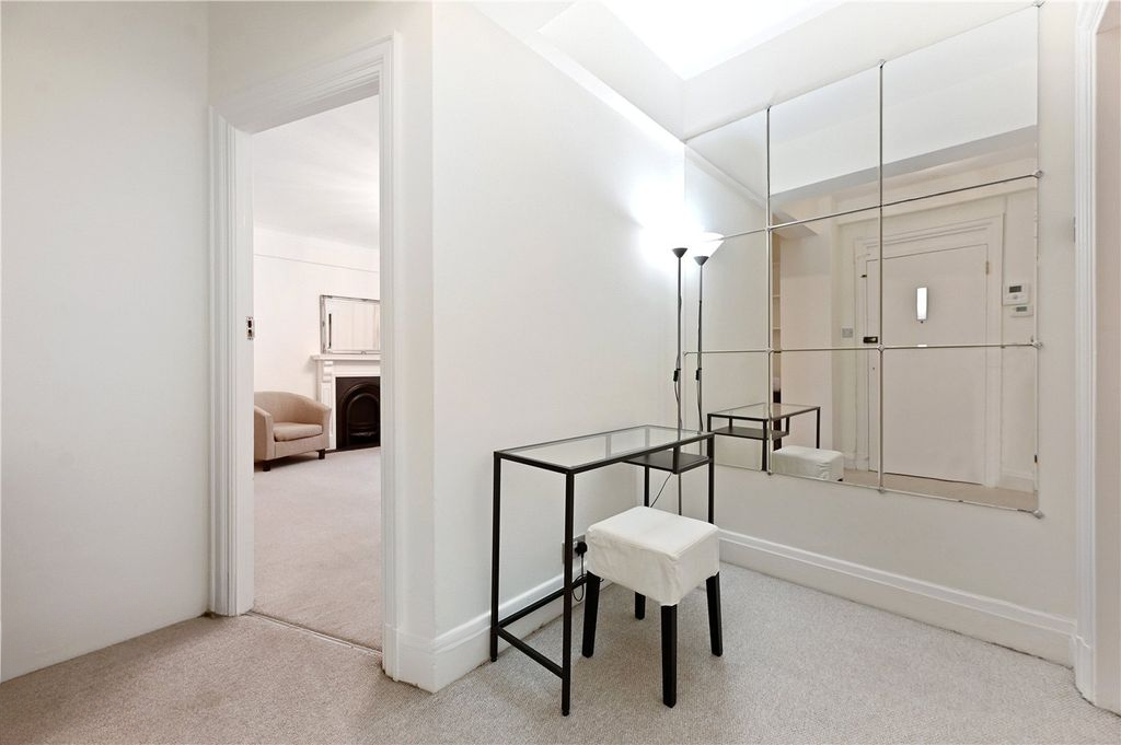 Квартира в Лондоне, Великобритания, 39 м² - фото 1