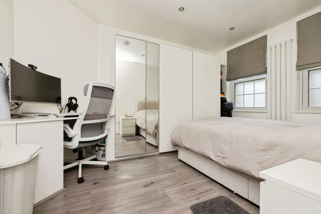 Квартира в Лондоне, Великобритания, 39 м² - фото 1