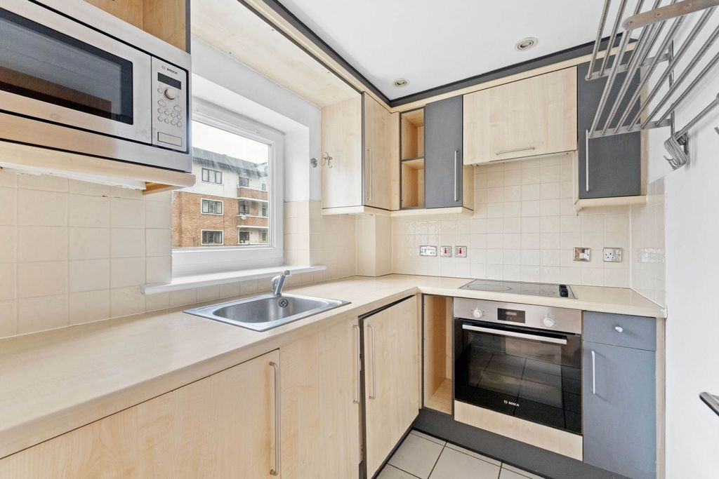 Квартира в Лондоне, Великобритания, 36 м² - фото 1