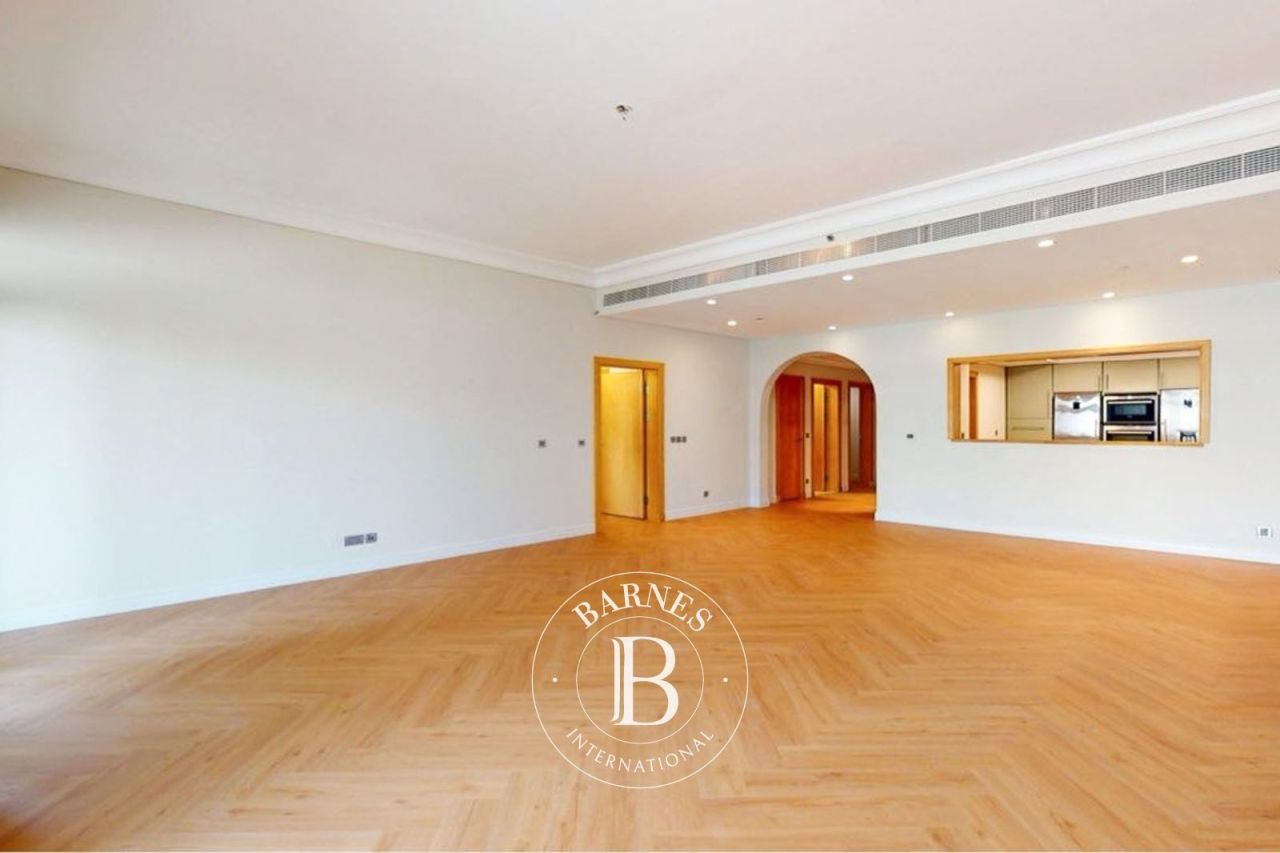 Квартира в Дубае, ОАЭ, 185.2 м² - фото 1