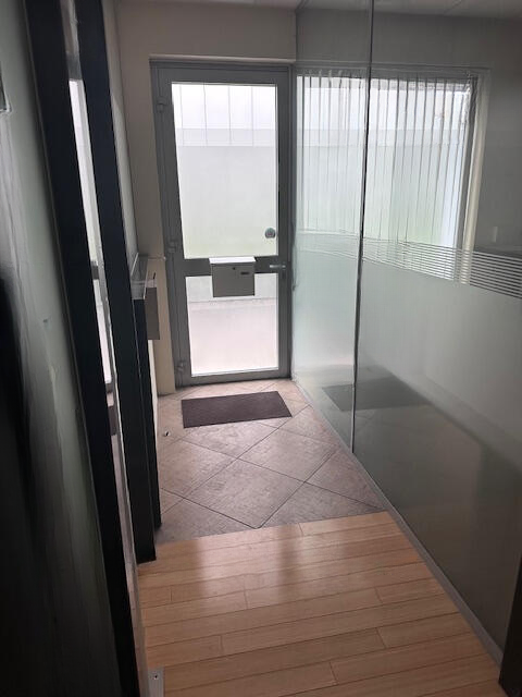 Офис в Любляне, Словения, 60 м² - фото 2