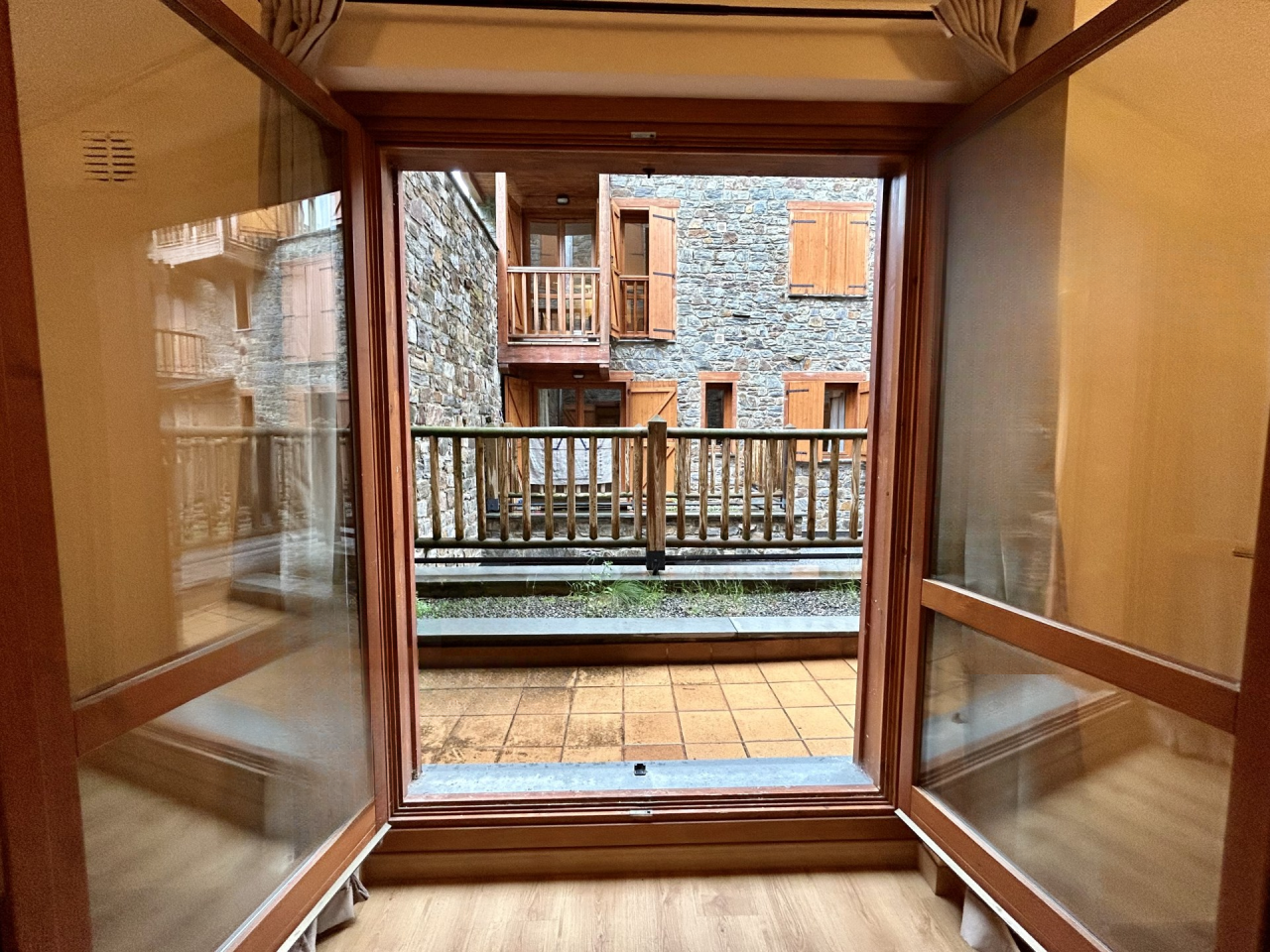 Квартира в Сиспони, Андорра, 57 м² - фото 2