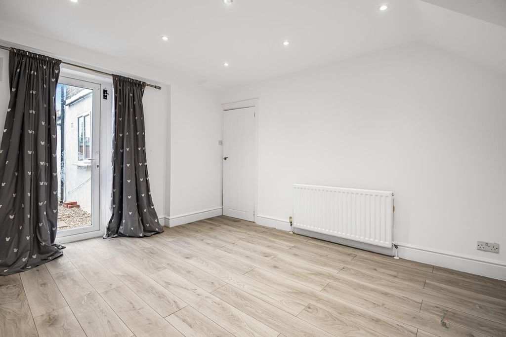 Квартира в Лондоне, Великобритания, 39 м² - фото 2